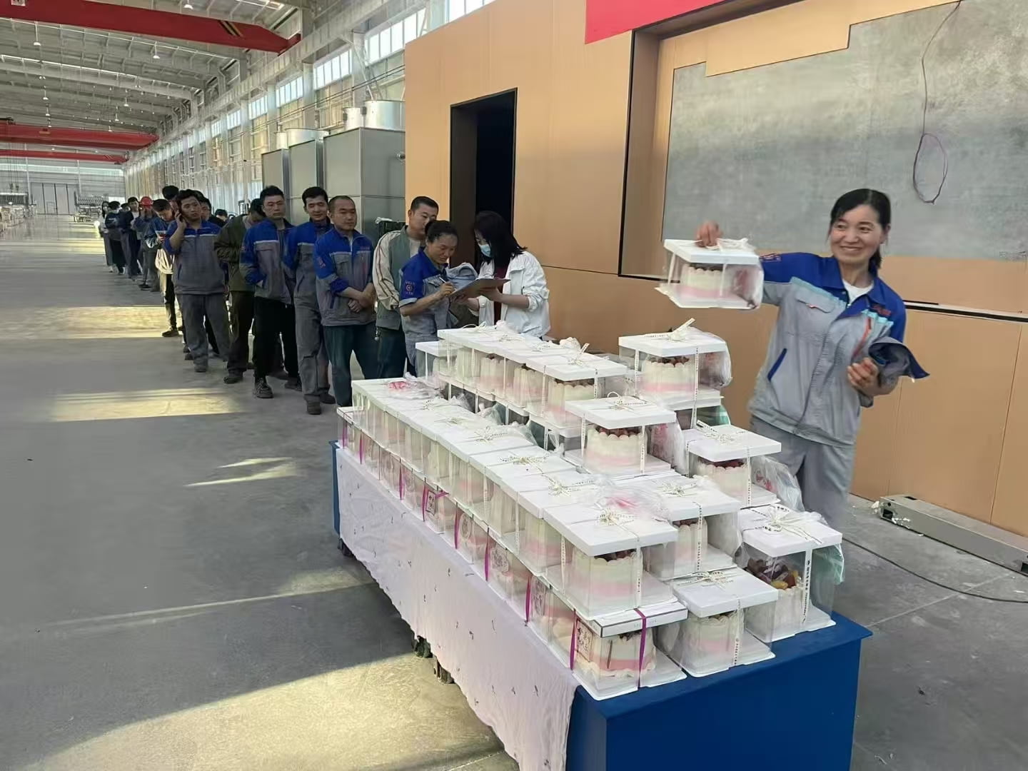 Comemore o Dia das Mães com a máquina de gelo BAOCHARM!